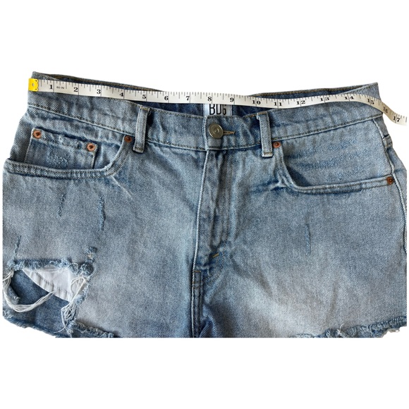 BDG Urban Outfitters Essential Mid Rise Distressed Denim Ripped Mini Shorts - 29 - Picture 6 of 11
